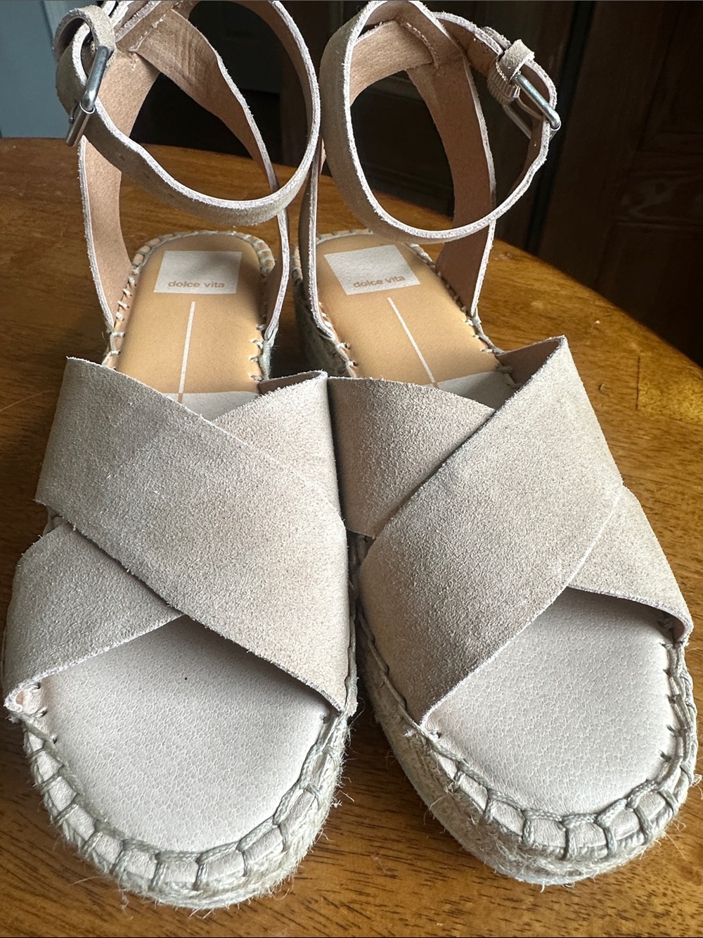 Dolce Vita Beige Crisscross Suede Espadrille Sandals Sz 8